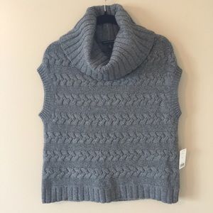 NWT Banana Republic sleeveless cowl neck sweater